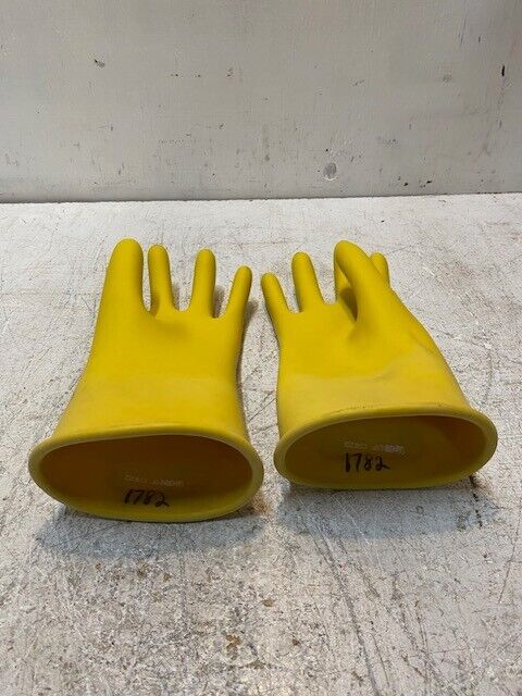 Salisbury Size 9.5 Class 0 Yellow Rubber Insulating Gloves 11" Long