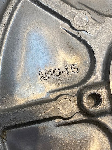 Eaton Bulkhead Unified Caseting/Machining 4307846, M10-1.5, M8-1.25, PA-8539