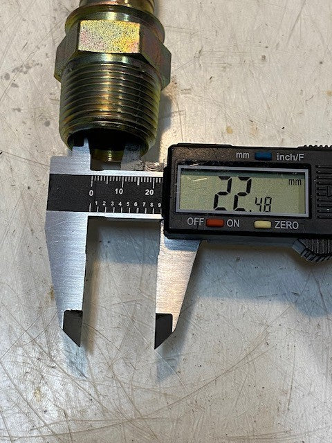 2 Qty of Hydraulic Hose Fittings 3-1/8" L 33mm Thread 27mm Nose 21mm ID (2 Qty)