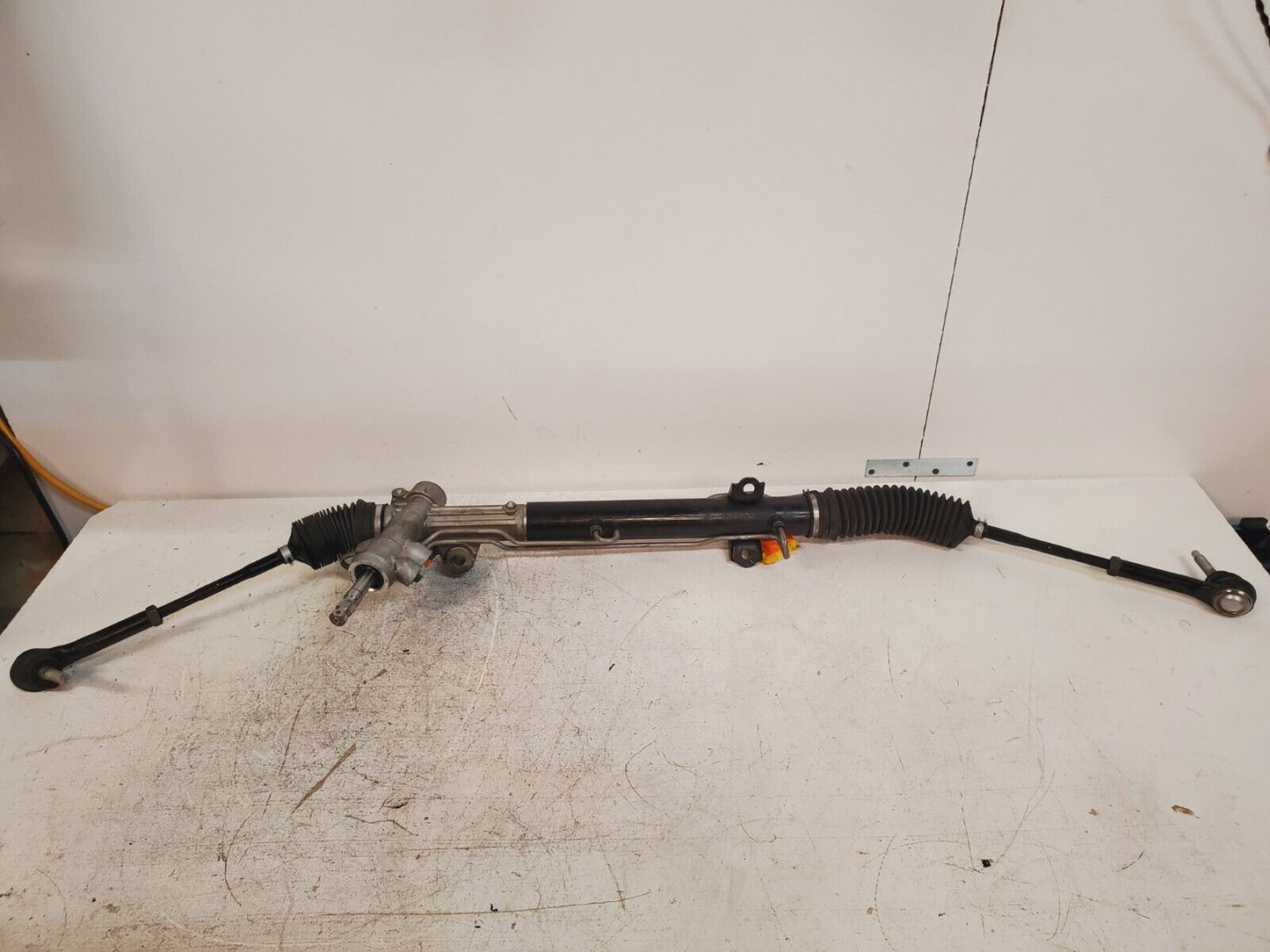 ABC Group Steering Rack  G-11007799 | RL0036876 | P04766250ANA | T4ANR109038305