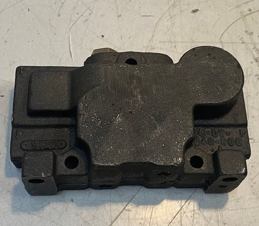 Hydraulic Control Valve End Cap 16-02-043-806-A | 9126