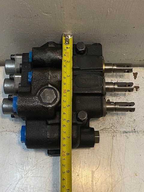 Hydraulic Directional Control 3-Spool Valve 0502032 | B1204SDH