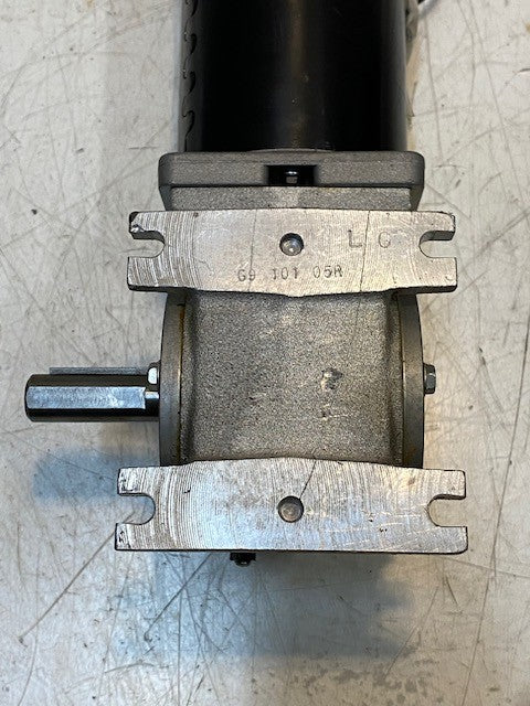 Worm Gear Motor G910105R | 16mm 1-3/4" Shaft 13" Long