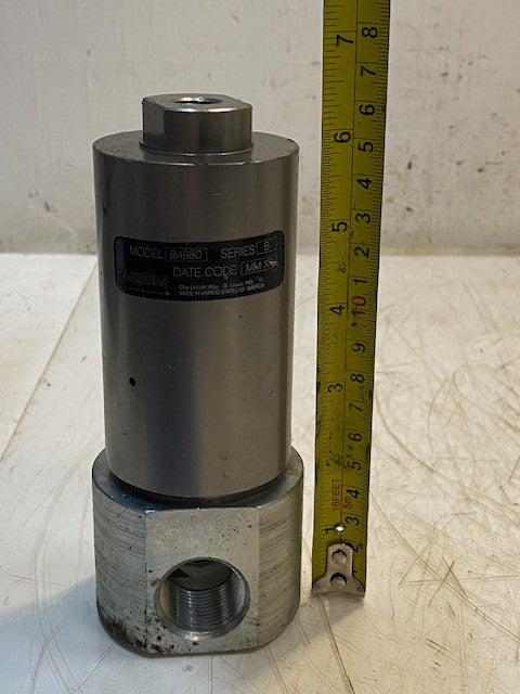 Lincoln Industrial 84980 Hydraulic Vent/Vent‑Control Valve 1/4″ NPTF
