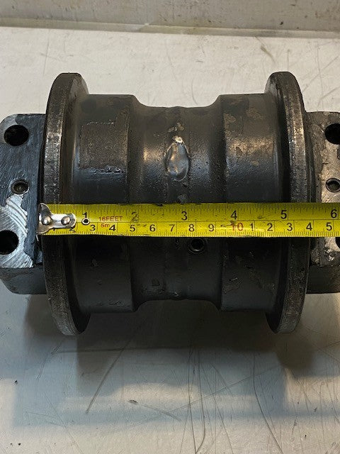 Track Roller A8501 | 6G1 | 6-1/4" Dia. 9" Long