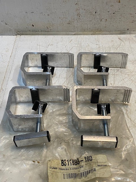 4 QUANTITY of TONNEAU MOUNTING CLAMPS 3.372x4.648 | B3118B3-100 (4 QUANTITY)