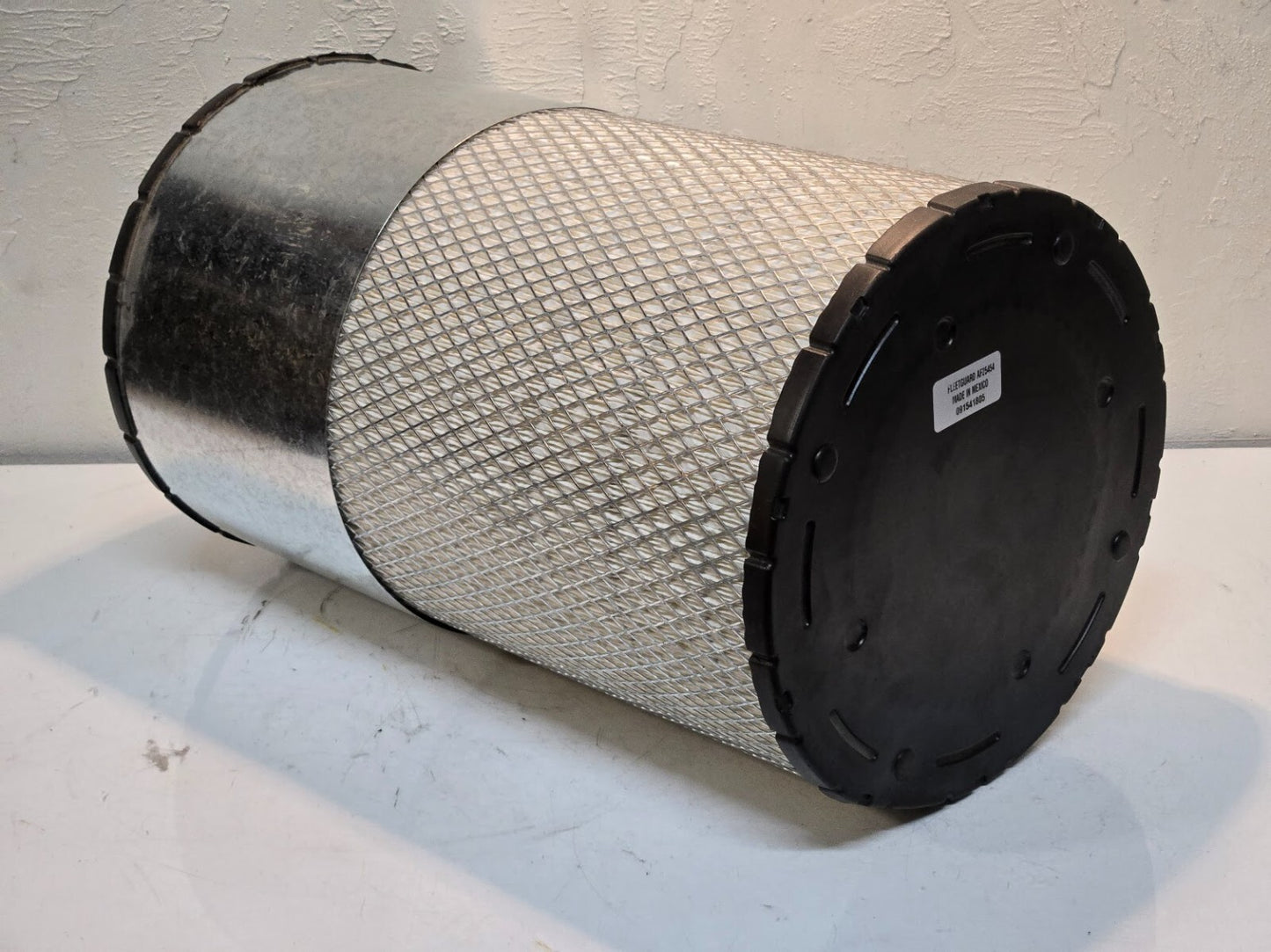 Fleetguard AF25454 Primary Magnum Air Filter 091541805 | 21" Tall 12" Diameter