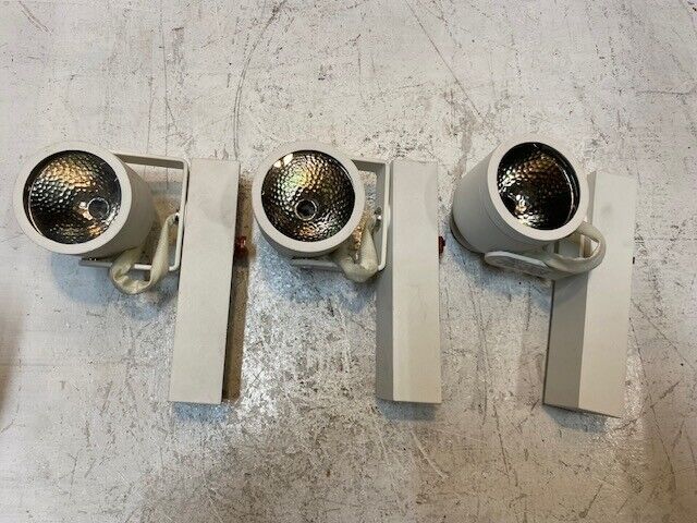 3 Qty of Amerlux Lighting Track Fixtures 621-0386 | FL DB2690 | 621-0856 (3 Qty)