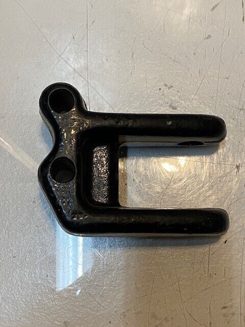 Adustable Clevis Hitch 12,000lb Capacity 6" L 4-1/2" W 3" D 21mm Pin Hole
