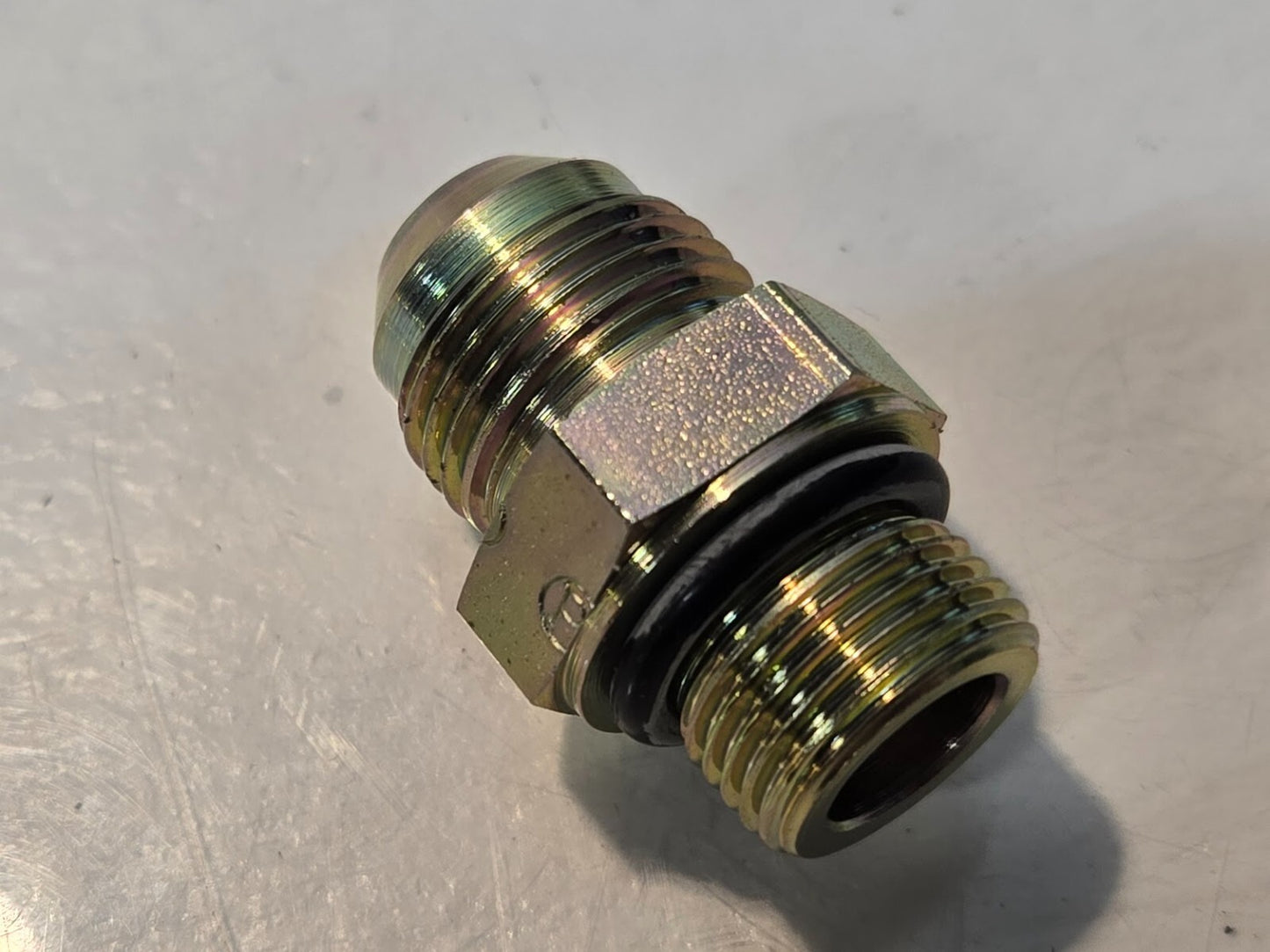 8 Quantity of Parker 8F40MXS 05-II 17 Triple-Lok 37 Flare Fittings (8 Quantity)