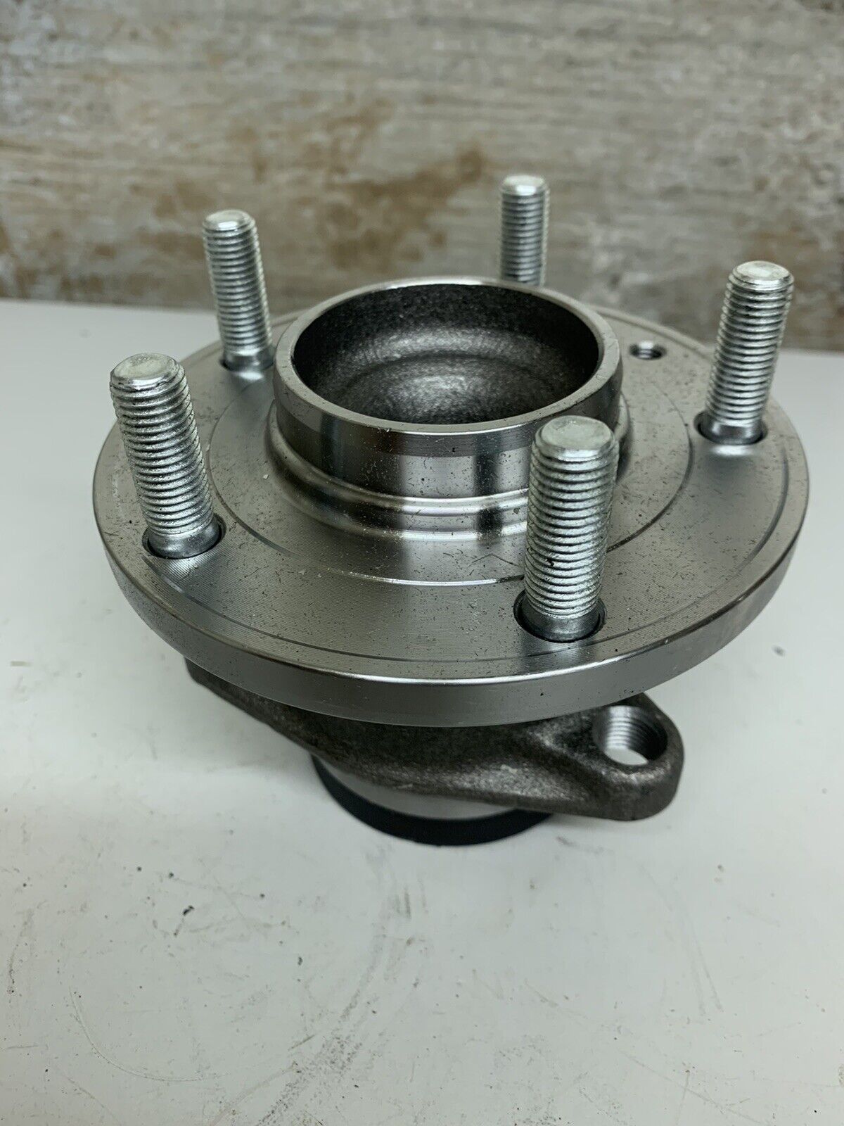 114554 MasterPro Wheel Bearing Assembly and Hub LY 512452 202109