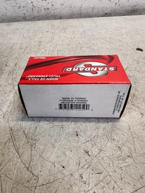 3 Quantity Standard Motor Products Coil-On-Plug Boots SPP166E (3 Quantity)