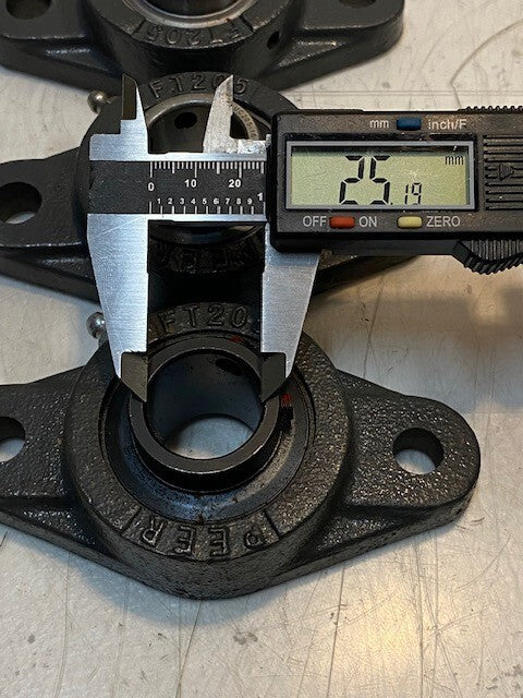 3 Quantity of Peer 2-Bolt FT205 Flange Bearings UC205-16 | 25mm Bore (3 Qty)