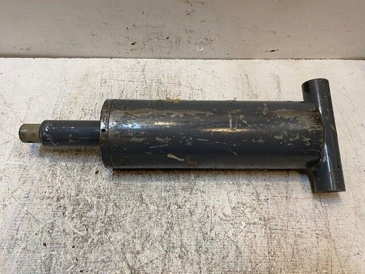 Hydraulic Cylinder 20-1/2" Long 7-1/2" Wide 32mm Bore 10mm Little Bore 31mm End