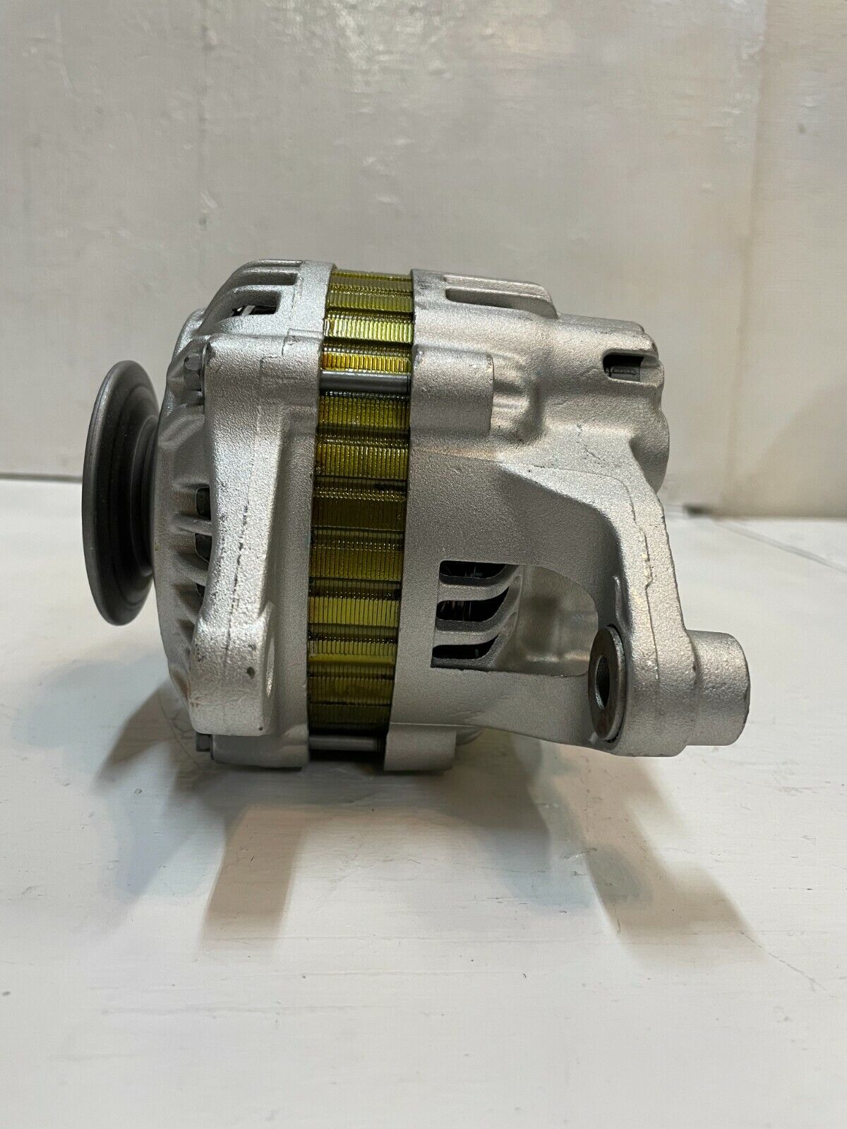 Remanufactured Duralast Alternator 14969