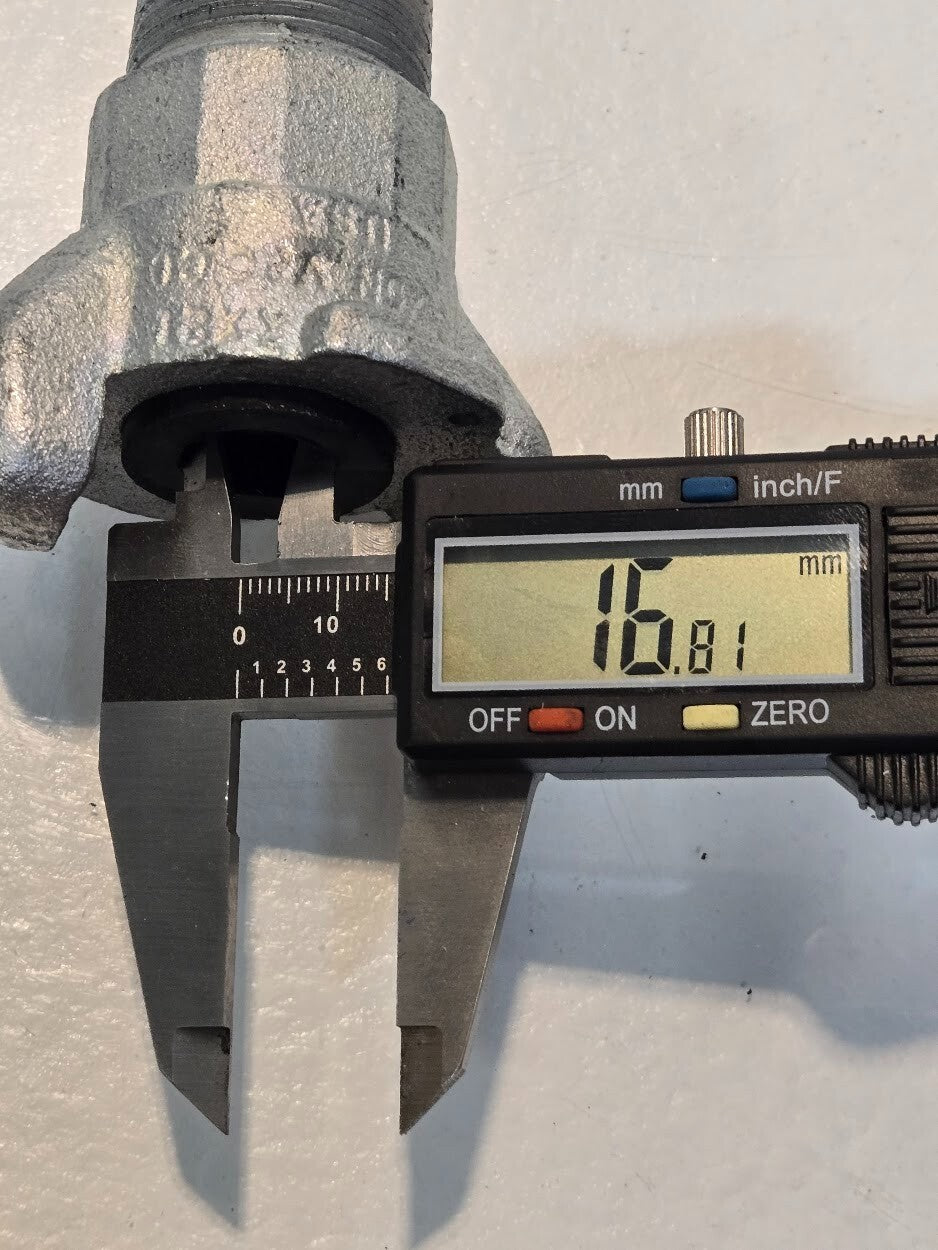 7 Quantity of Dixon Valve AM12 1" NPT Air Fittings XX21 (7 Quantity)