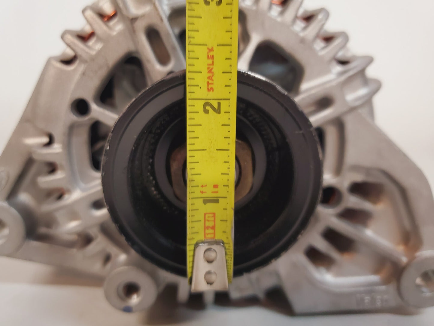 Valeo Remanufactured Alternator 37300 39435RU | 0504022130 | GQ0043