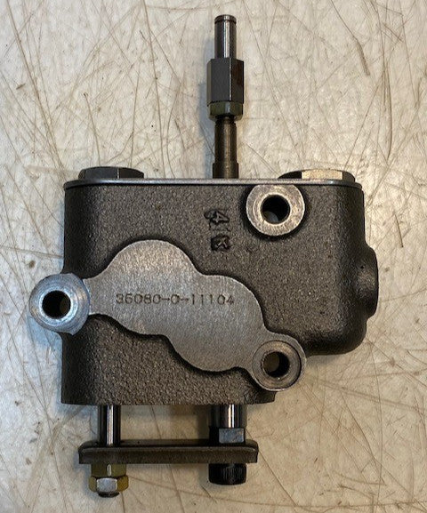 Hydraulic Control Valve Assembly for Kubota 35080-0-11104 4K