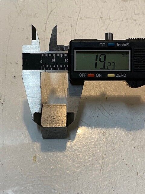 2 Quantity of New Holland 510368 Cube Spacers 19mm x 19mm (2 Quantity)