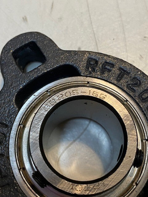 IPTCI 3-Bolt Flange Bearing RFT205 SB205-16G | 25mm Bore