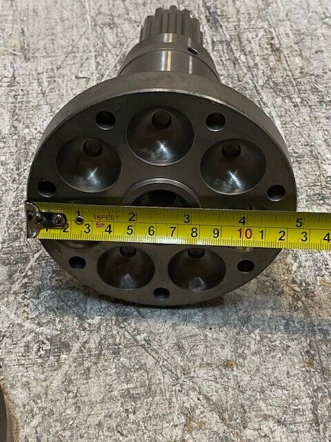 Hydraulic Pump Drive Shaft 13-Spline 2030996-1764-4 | 13mm Bore 4-7/8" W 8" H