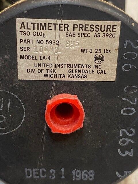 United Instruments Altimeter Pressure 5932-BH5