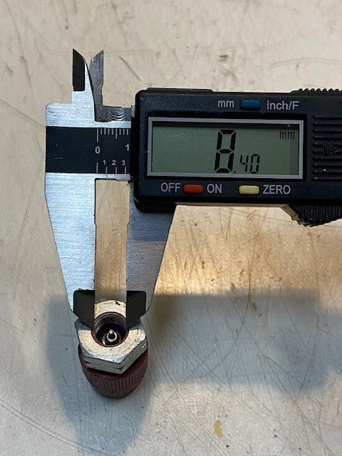 13 Quantity of Hydraulic Quick Coupler Plugs 29mm Long 17mm OD 7mm ID (13 Qty)