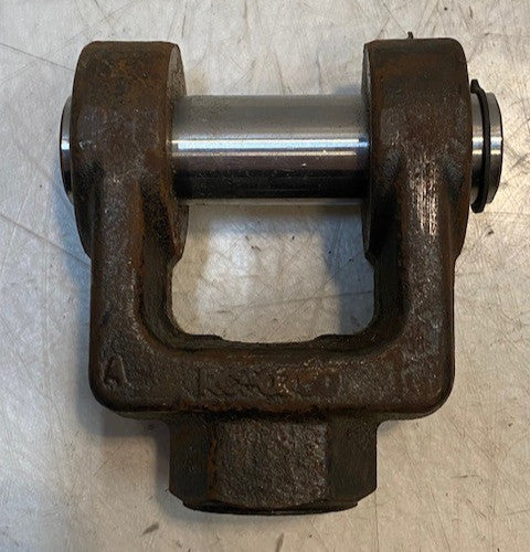 Female Rod Clevis RC-0750 | 3-1/8" Long 2-7/8" Wide 19mm Rod 17mm Bore