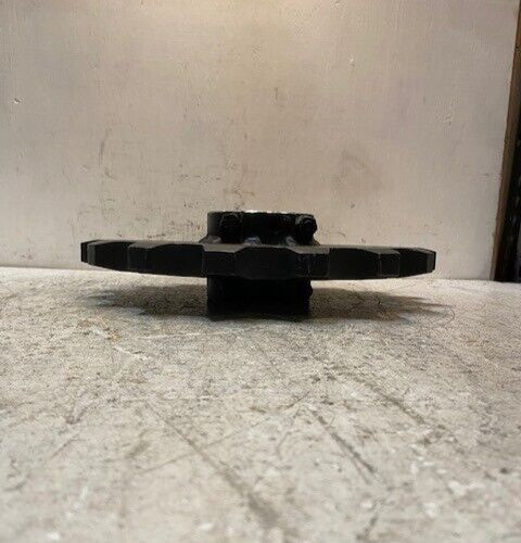 Tsubaki 14" Dia. 16-Tooth Conveyor Split Hub Chain Drive Sprocket Gear 49mm Bore