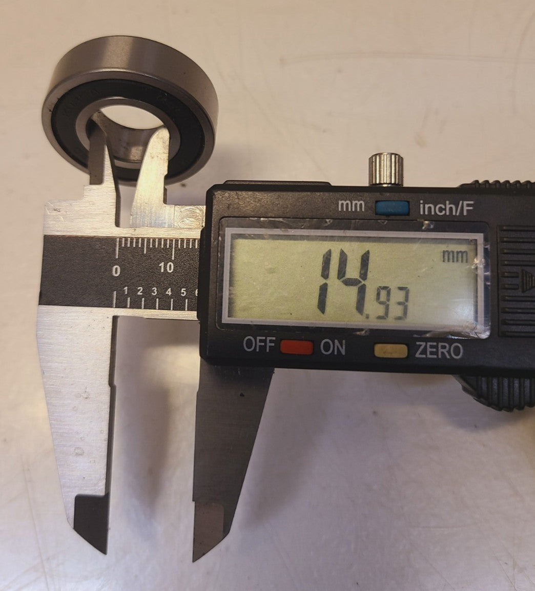 10 Quantity of KBC Radial Bearings 6002D (10 Qty)