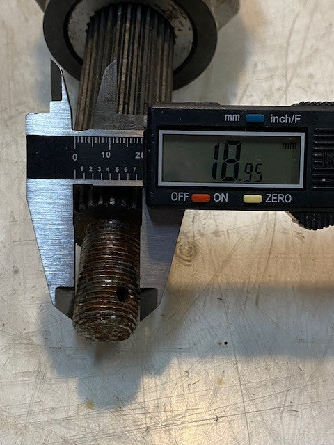 Vehicle Axle Shaft Assembly K22 | 24" Long 33mm 30-Spline 35mm Shaft 19mm End