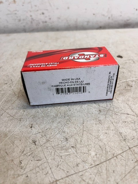 2 Quantity Standard Motor Products Coil-on-Plug Boot SPP165E (2 Quantity)