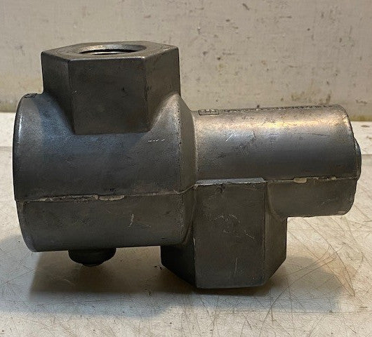 Ingersoll-Rand Air Starter Relay Valve 29mm IN 30mm OUT 6-1/2" L 4-1/2" W 3" Dia
