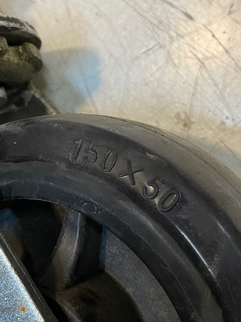 Heavy Duty Spring Loaded Gate Caster 6" Rubber on Cast Iron Wheel 150x50