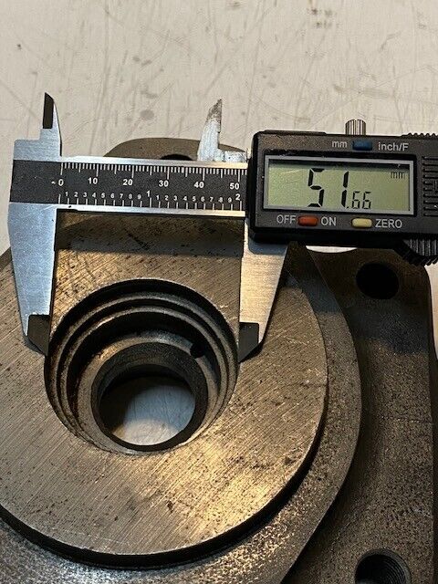 Lynch DB-1685-3 Hydraulic Gear Pump Shaft End Cover Flange Plate 52mm Bore