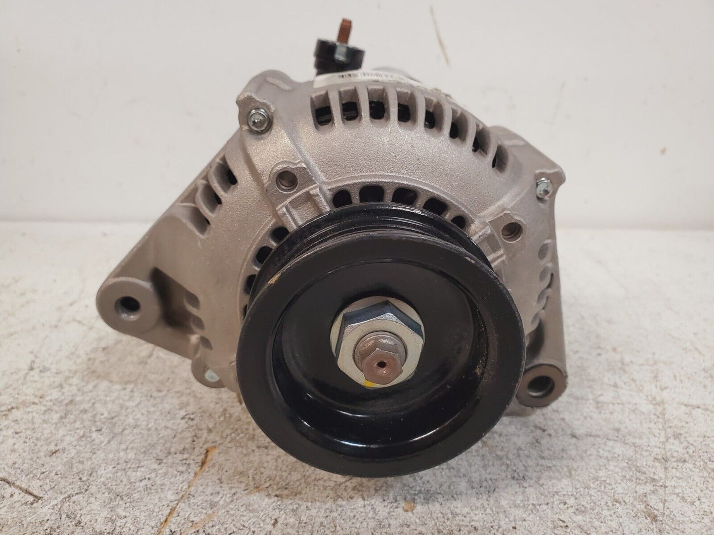 Remanufactured Alternator 14852 | 15090