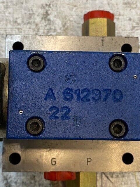 Sun Hydraulics Directional Control Valve A31204GA12, 021389, 612370, 185-3504