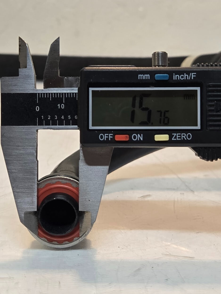 AC Compressor Hose A22-68218-000 for Freightliner | 18" Hose 30" Long 3/4" ID