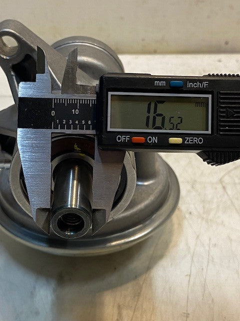 Engine Vacuum Pump 370 | 10mm Bolt Holes 17mm OD Shaft 10mm Small Shaft