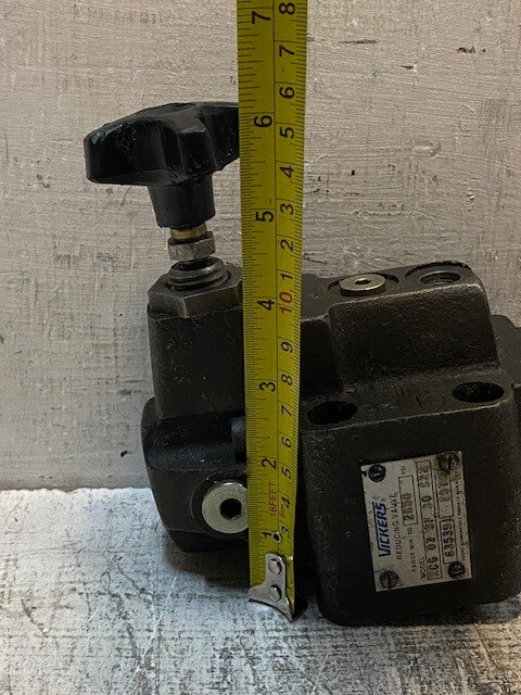 VICKERS PRESSURE REDUCING CHECK VALVE XCG-03-3F-30-S22 | 63302 | 9410