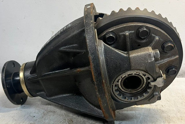 Rear Axle Differential 3rd Member Assembly Ring & Pinion Carrier CR420A