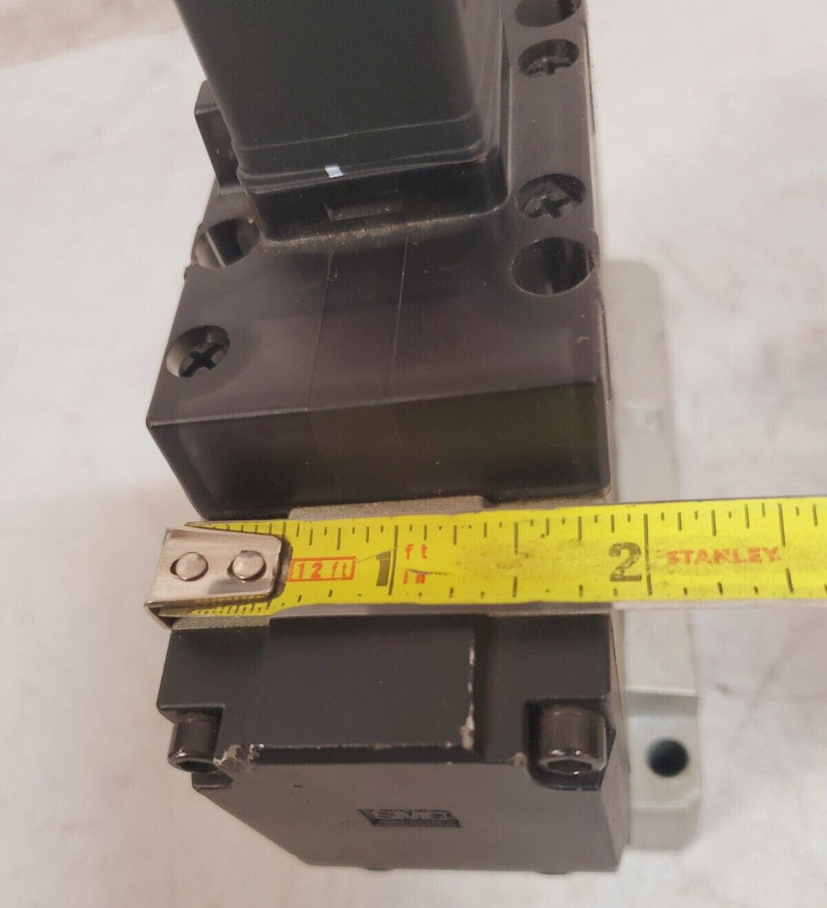 SMC Solenoid Valve NVFS5110R-50Z | NVFS5110R50Z