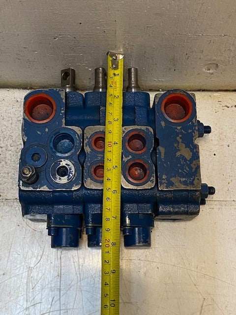 Hydraulic Directional Control Valve for CAT Lift Trucks L08S97CM | L120597