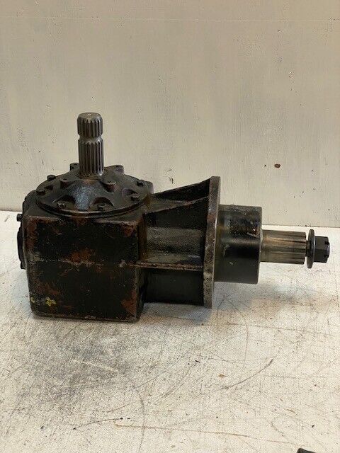 Gearbox 60mm 4-7/8" Shaft 14 Spline, 44mm 4-1/8" Shaft 20 Spline, 6 Bolts