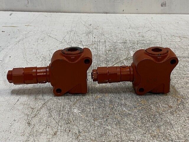 2 Qty of KYB C0610-30015 Plug Valves P1/2 (2 Quantity)