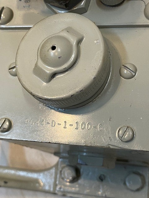 Madison-Kipp Lubricator Hydraulic Hand Pump SV-18505-100-6 | 9644-D-1-100-6