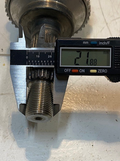 Driveshaft for Ford YL84-3A428-DF | GG062560XE | 760607043166 | 27-1/2" Long