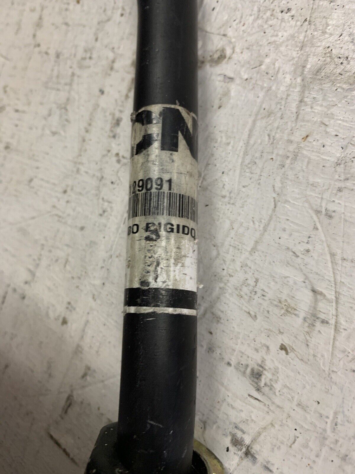 New Holland Rigid Tube 47129091 - FREE SHIPPING