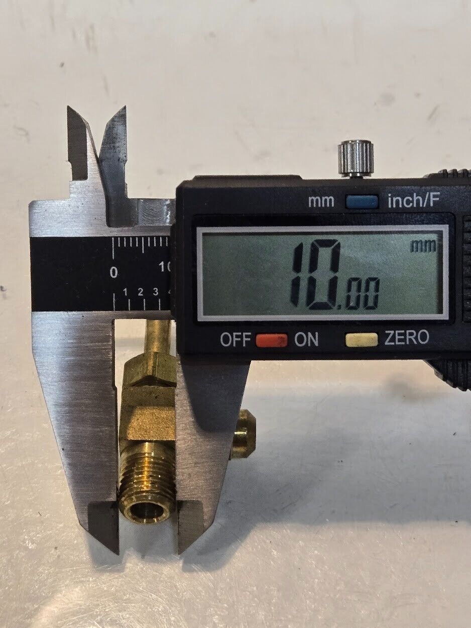 9 Quantity of 1/8" MPT x 1/8" Male Flare 90 Degree Angled Needle Valves (9 Qty)