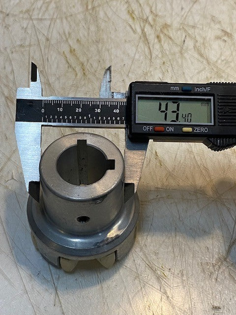 Torsionally Flexible Jaw Coupling Hub Pilot Bore Coupling A20G040442F